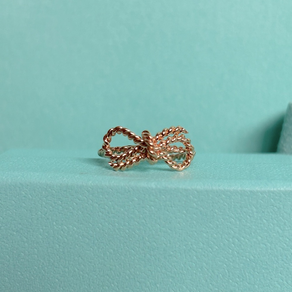 Tiffany & Co. Twist Bow Ring in 18K Rose Gold AU750 Size 5.5